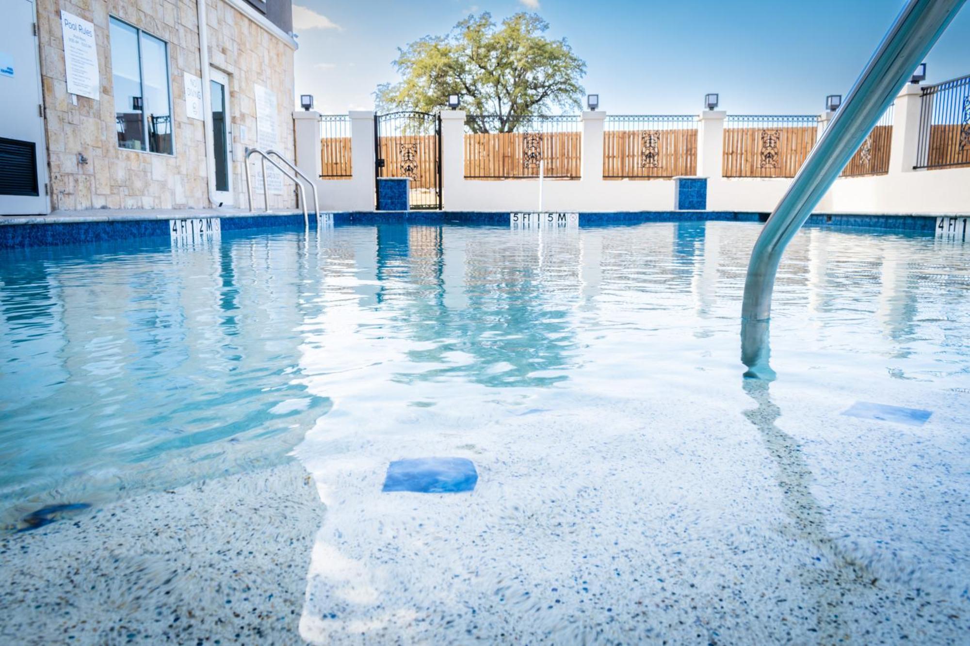 Holiday Inn Express Glen Rose By Ihg Εξωτερικό φωτογραφία
